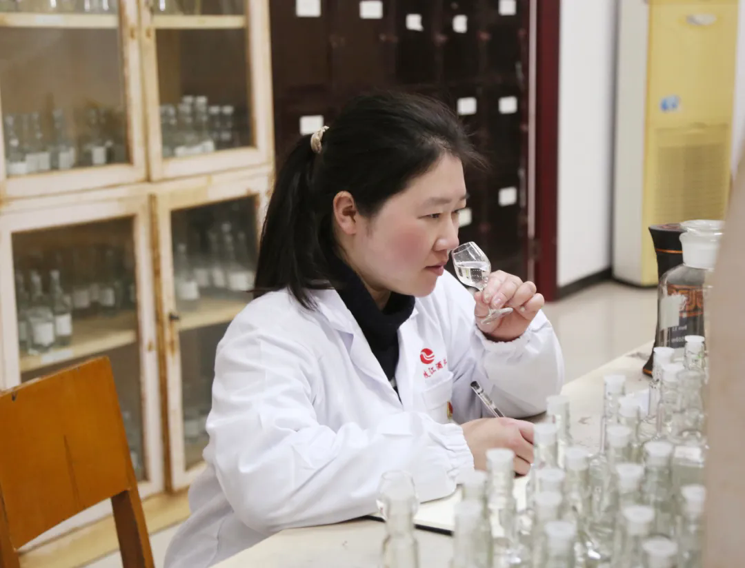 640.webp (10).png 640.webp (10).png